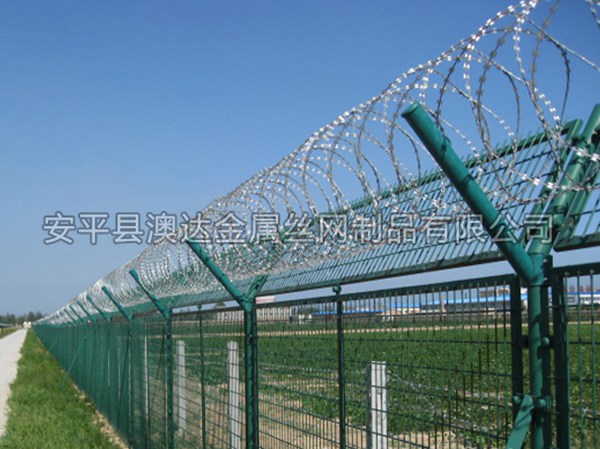 机场护栏 (1)